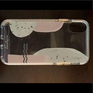 iPhone X/XS case.